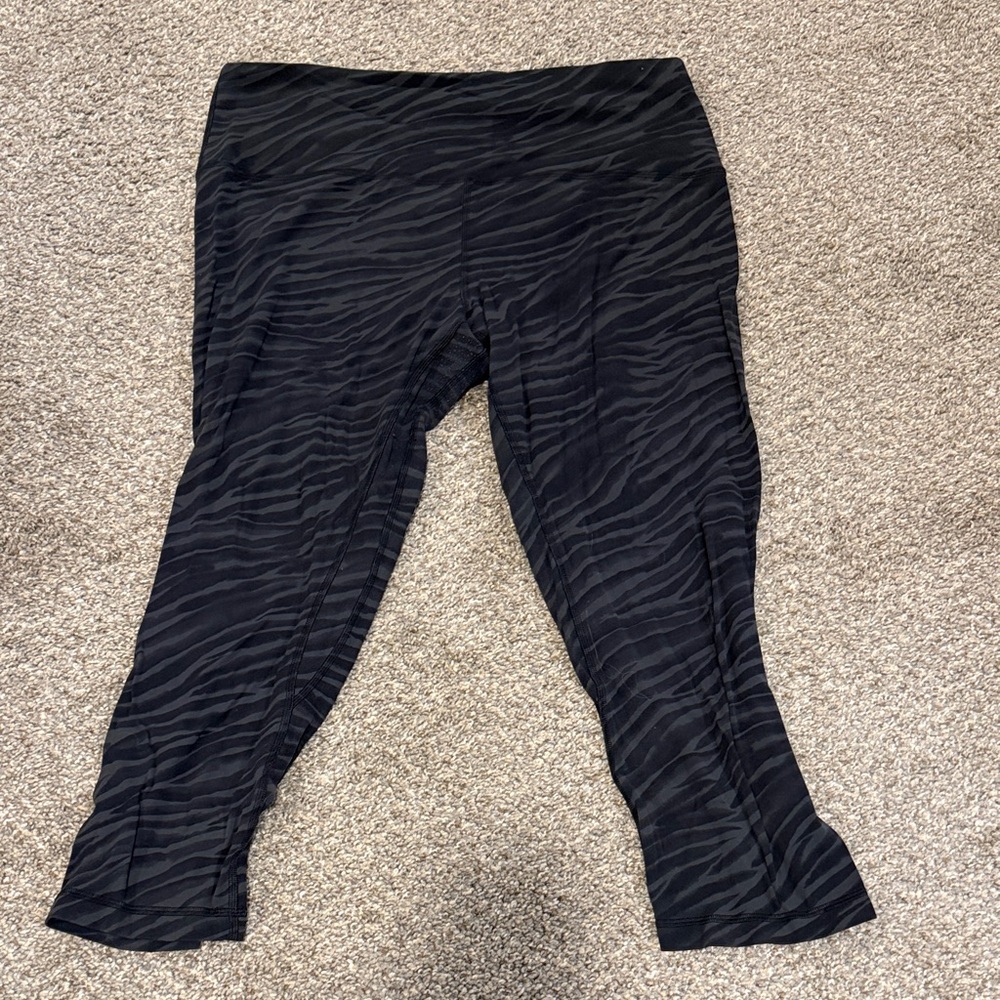 Lululemon size 14 leggings